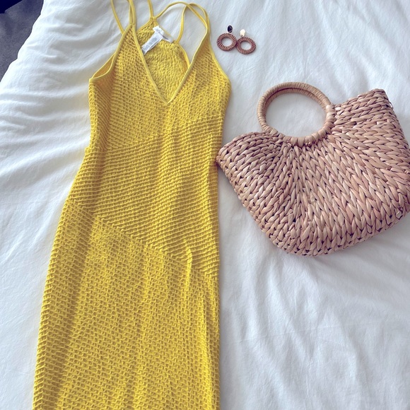 BCBG Generation crinkle bodycon dress in bright yellow size XS/S. - Picture 7 of 7
